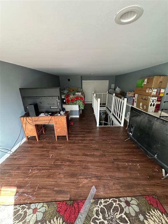 2839 Harts Bluff Road Mount Pleasant, TX 75455 - Photo 9 of 27 a living room with furniture