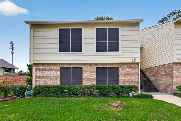 $140,000 | 14555 Wunderlich Drive, Unit 2101, Houston, TX 77069