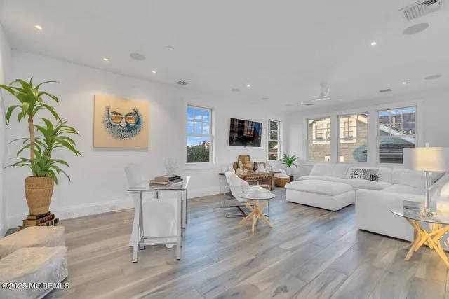 $20,000 | 985 North Ocean Avenue, Mantoloking, NJ 08738