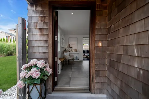 $20,000 | 985 North Ocean Avenue, Mantoloking, NJ 08738