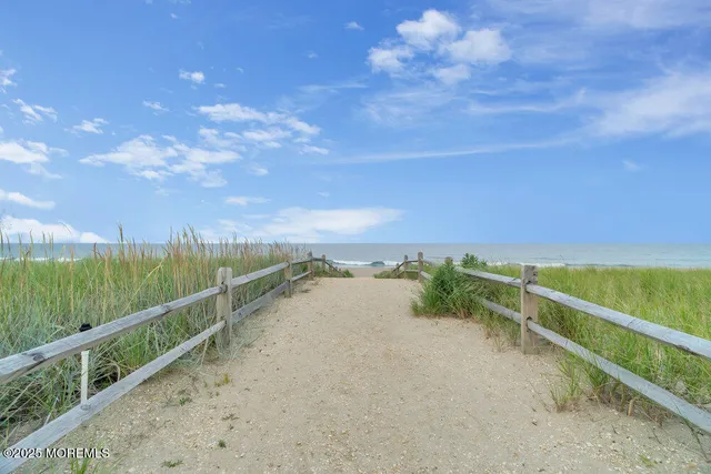 $20,000 | 985 North Ocean Avenue, Mantoloking, NJ 08738