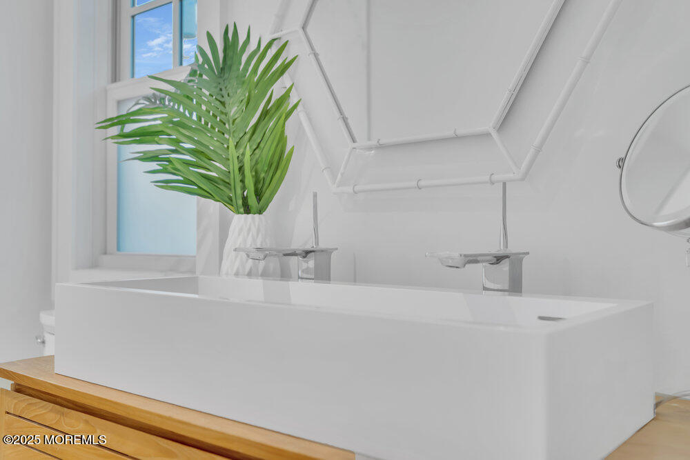 985 North Ocean Avenue Mantoloking, NJ 08738 - Photo 67 of 163 118_087_dsc00431