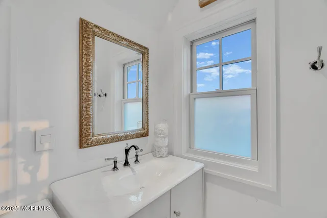 $20,000 | 985 North Ocean Avenue, Mantoloking, NJ 08738