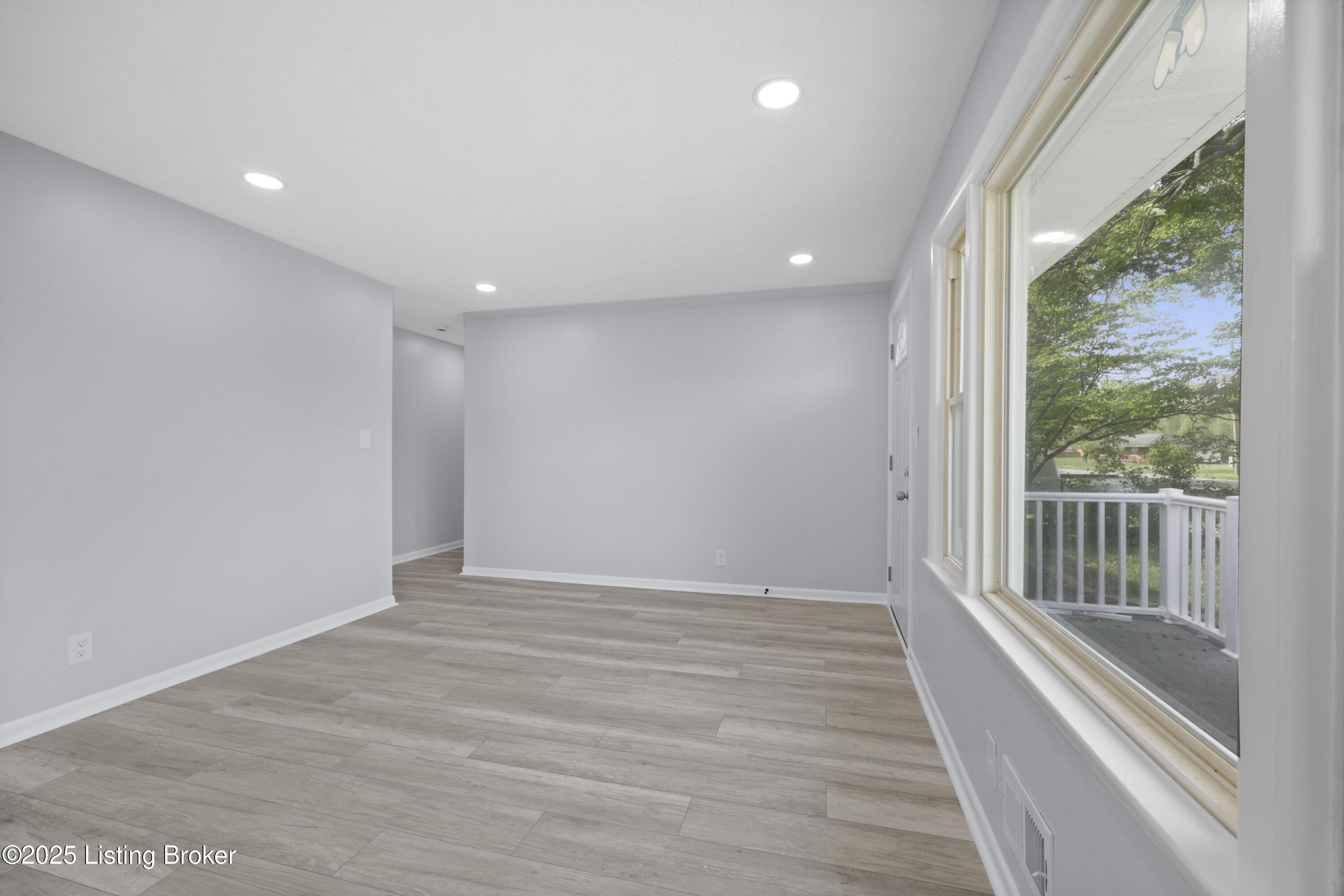 7813 Terry Road Louisville, KY 40258 - Photo 6 of 40 EOSR7777