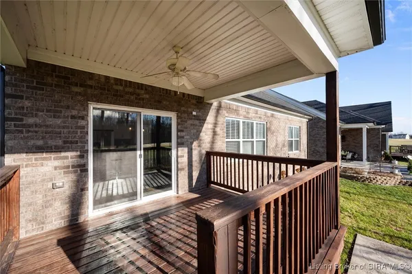 $431,500 | 2021 Prestwick Place, Henryville, IN 47126