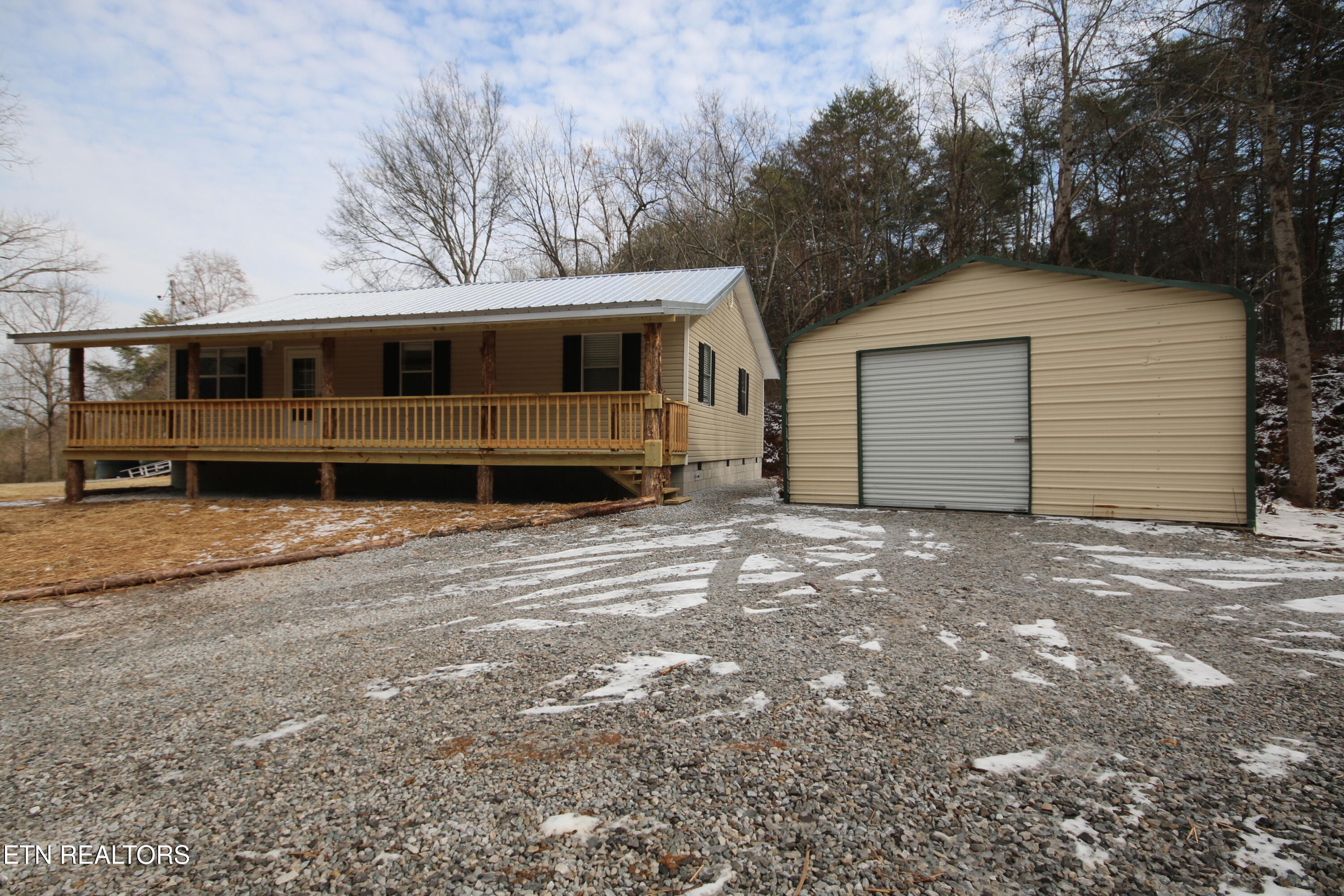 580 Co Road Englewood, TN 37329 - Photo 3 of 31 IMG_8311