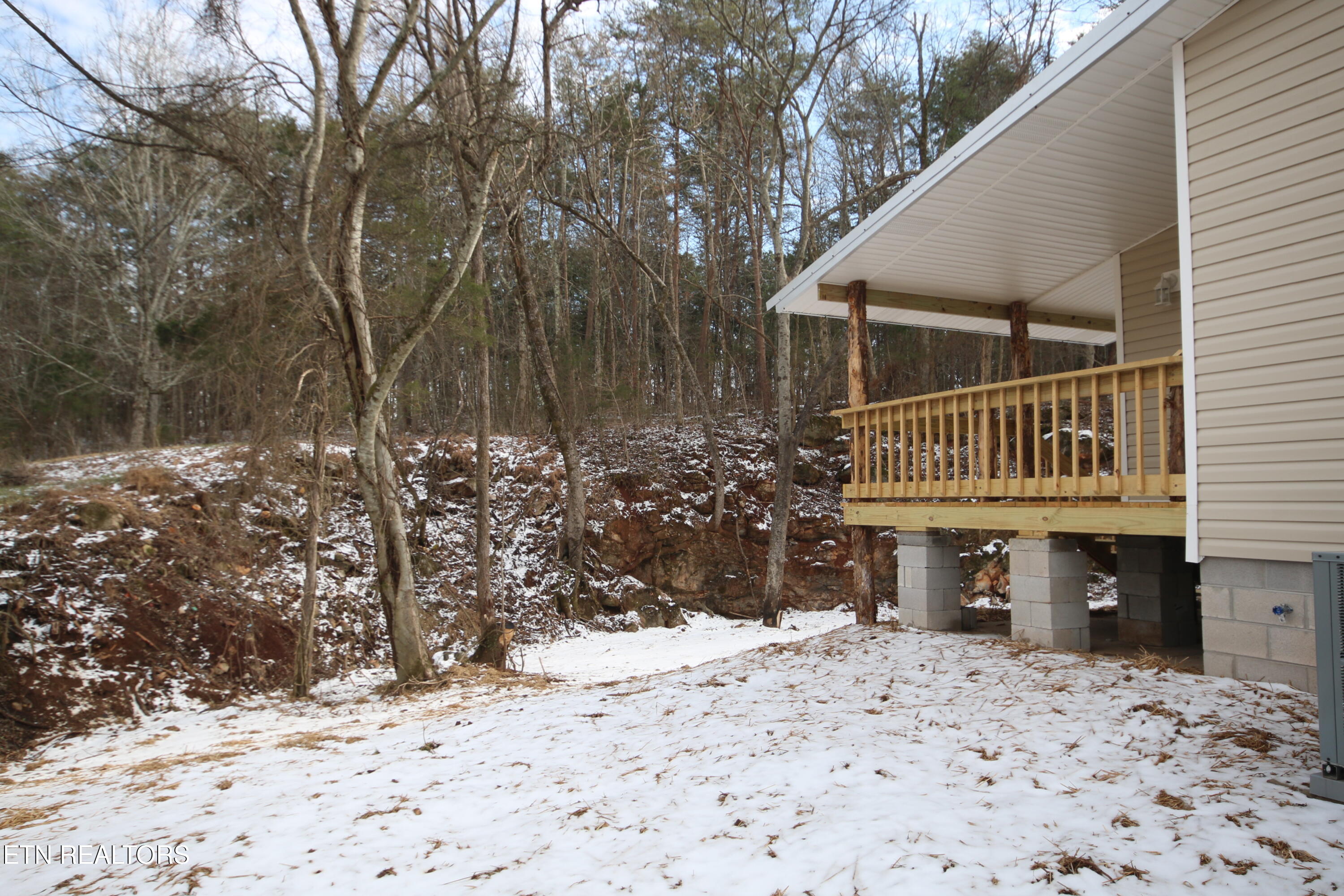 580 Co Road Englewood, TN 37329 - Photo 8 of 31 IMG_8321