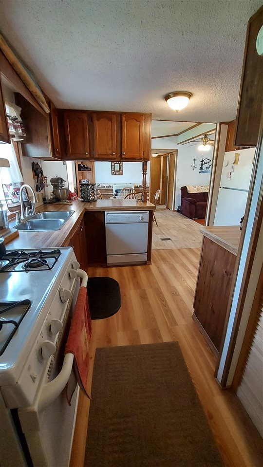 1845 East Erickson Road Pinconning, MI 48650 - Photo 16 of 29