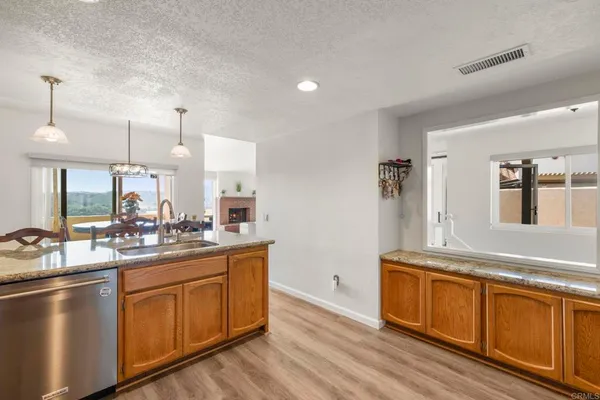 $928,800 | 631 Concerto Glen, Escondido, CA 92025