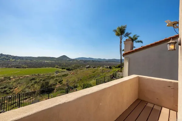 $928,800 | 631 Concerto Glen, Escondido, CA 92025