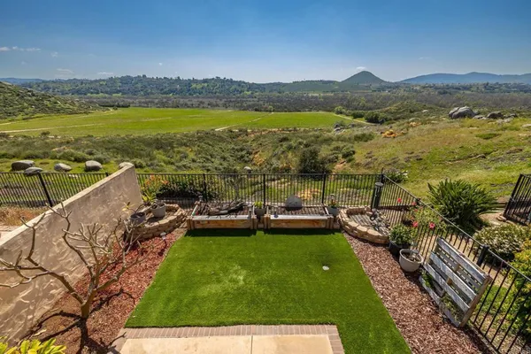 $928,800 | 631 Concerto Glen, Escondido, CA 92025