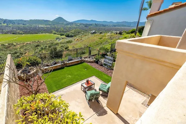 $928,800 | 631 Concerto Glen, Escondido, CA 92025