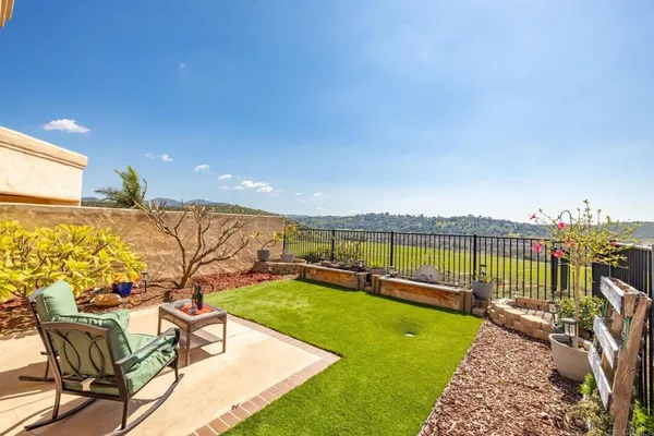 $928,800 | 631 Concerto Glen, Escondido, CA 92025
