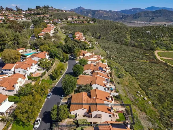 $928,800 | 631 Concerto Glen, Escondido, CA 92025
