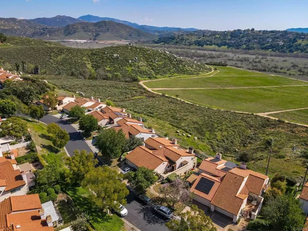 $928,800 | 631 Concerto Glen, Escondido, CA 92025