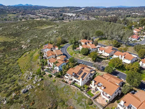 $928,800 | 631 Concerto Glen, Escondido, CA 92025
