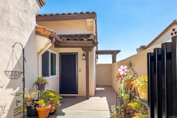 $928,800 | 631 Concerto Glen, Escondido, CA 92025