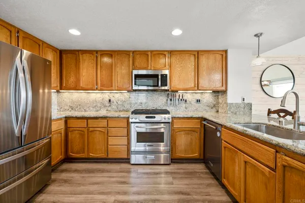 $928,800 | 631 Concerto Glen, Escondido, CA 92025