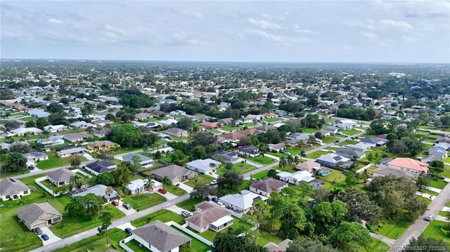 $459,000 | 1925 Southwest Sylvester Lane, Port St. Lucie, FL 34984