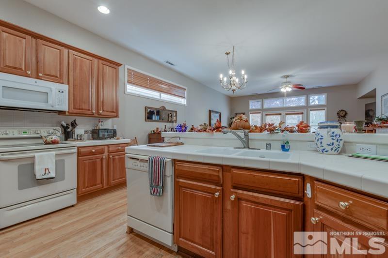 458 Sierra Leaf Circle Reno, NV 89511 - Photo 6 of 25 Photo 6