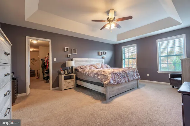 $725,000 | 5933 Woodridge Drive, Green Lane, PA 18054