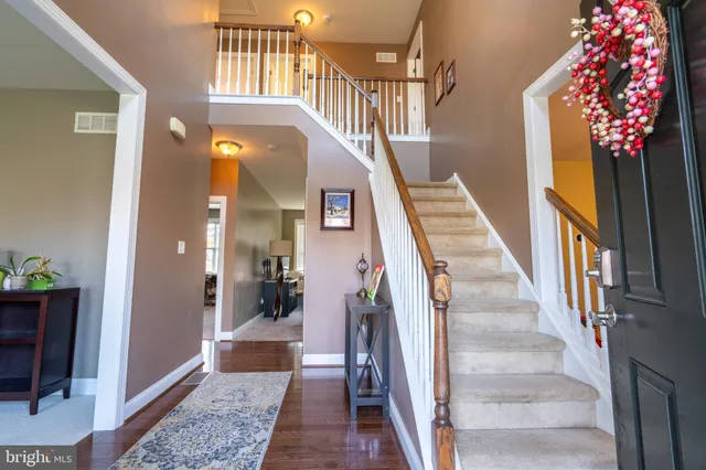 $725,000 | 5933 Woodridge Drive, Green Lane, PA 18054