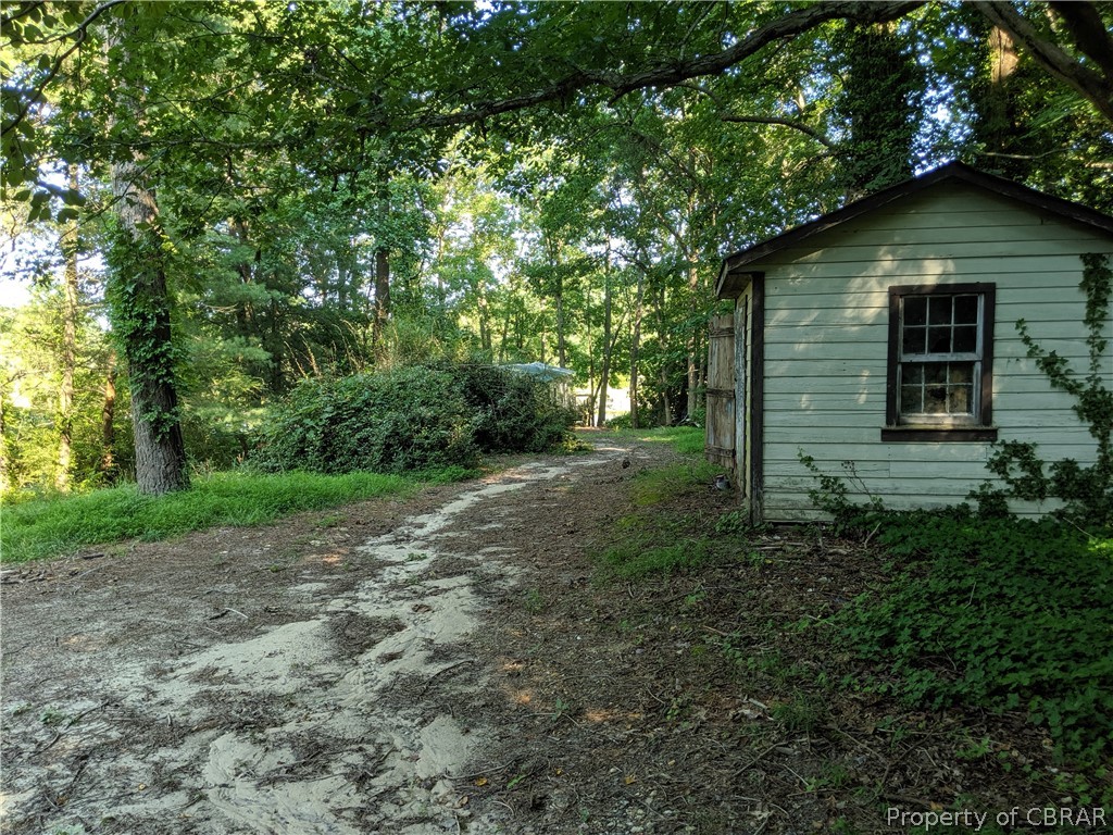 3938 Paradise Point Road Hayes, VA 23072 - Photo 10 of 30 Gallery Image 10