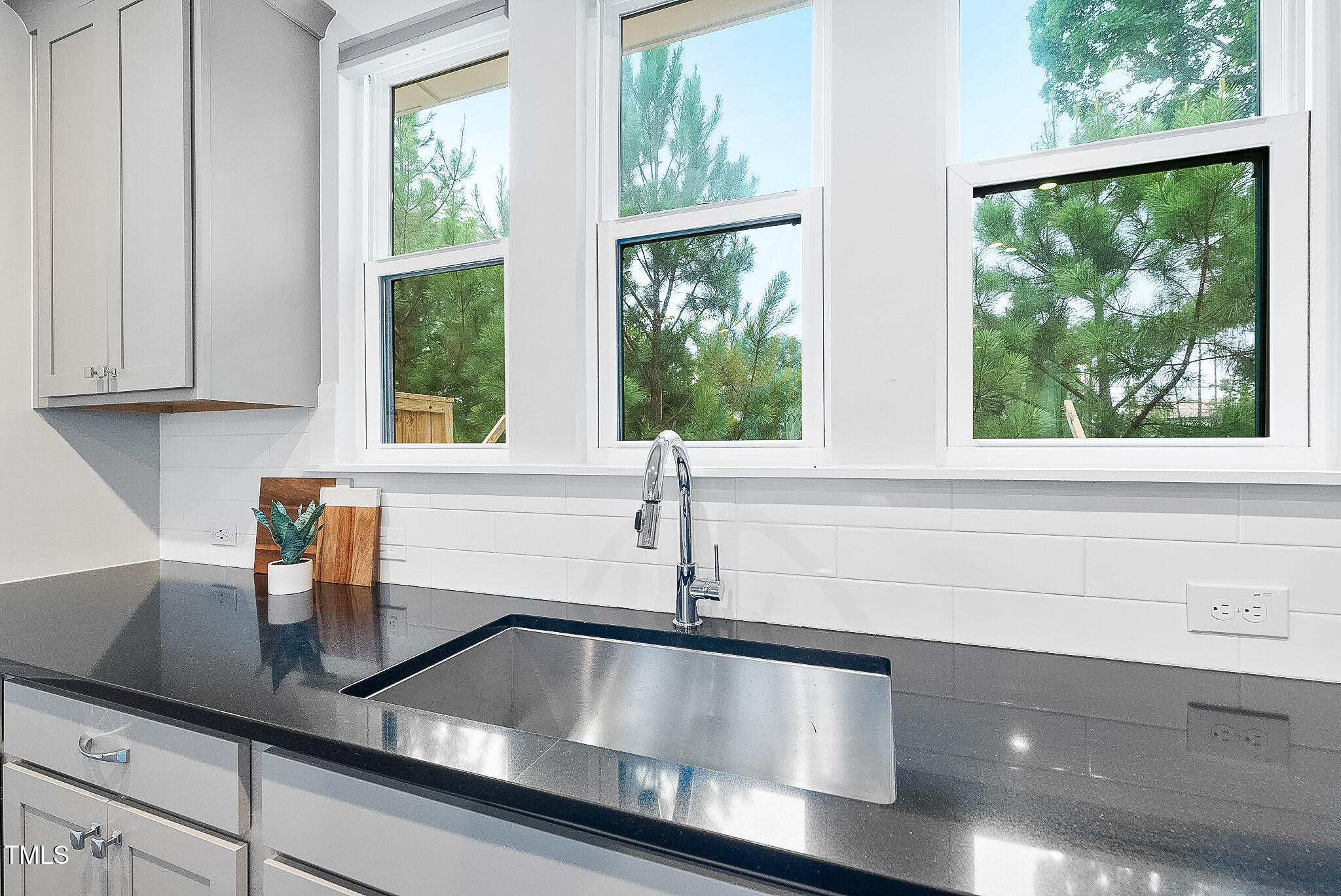 910 Waterside View Drive Raleigh, NC 27606 - Photo 11 of 29 DSC06948