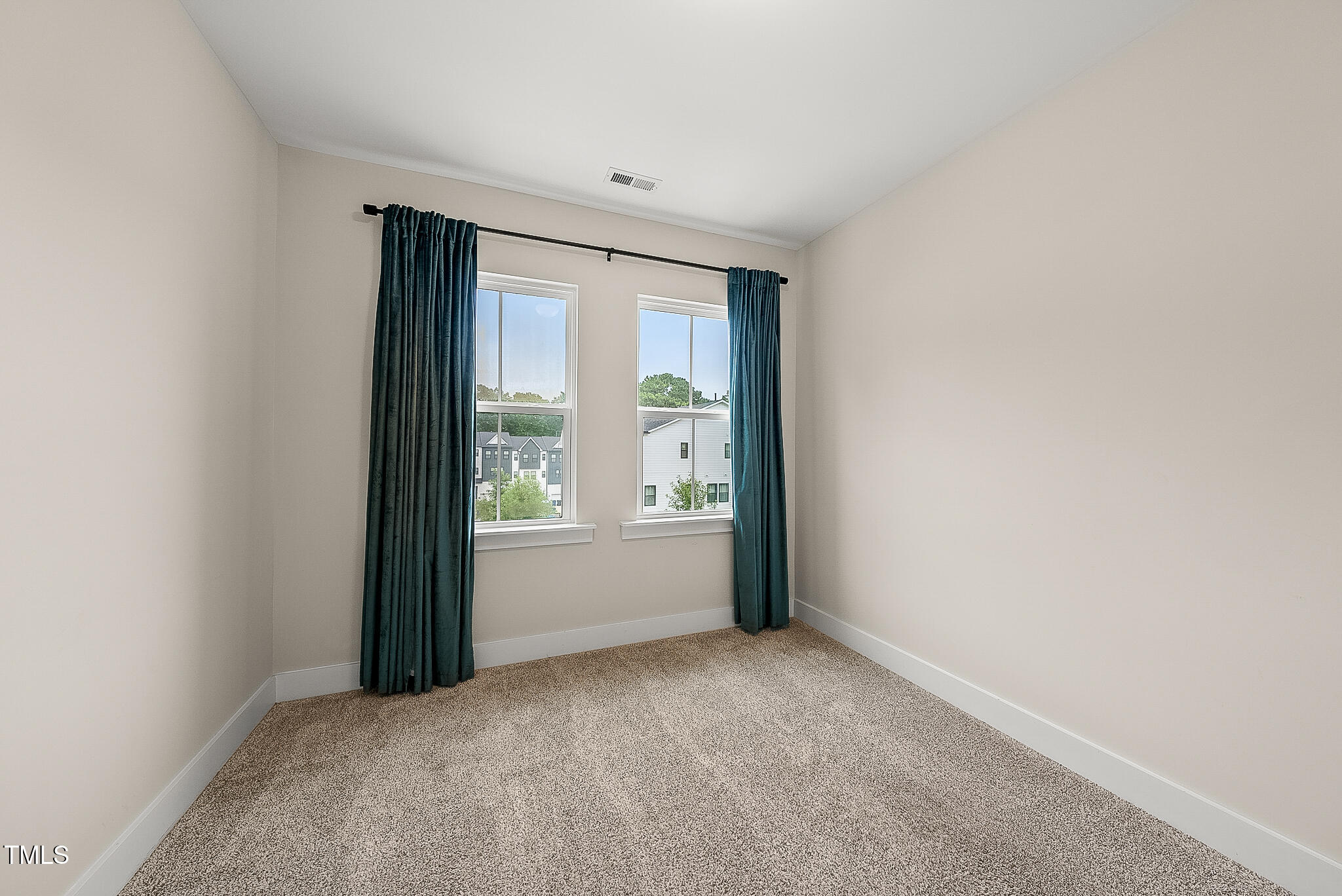 910 Waterside View Drive Raleigh, NC 27606 - Photo 16 of 29 DSC06978