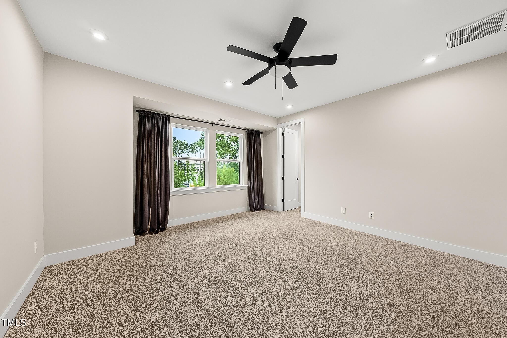 910 Waterside View Drive Raleigh, NC 27606 - Photo 18 of 29 DSC06990