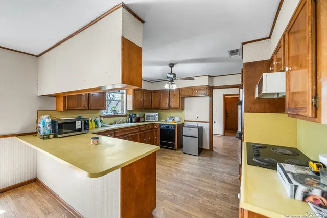 $900,000 | 0 Fm 2200, Devine, TX 78016