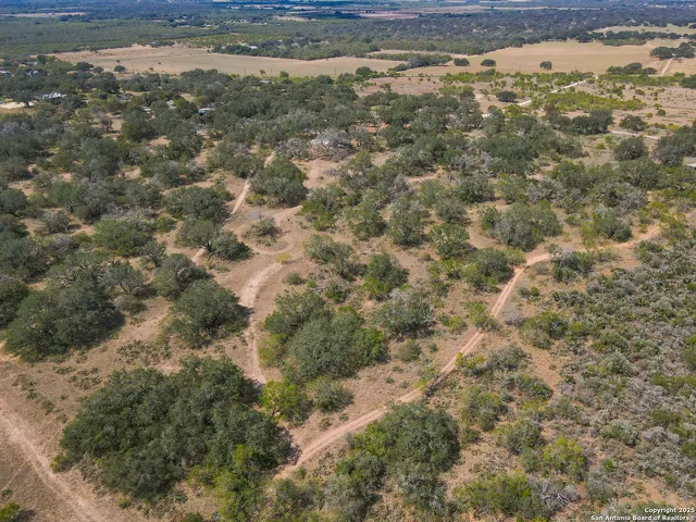 $900,000 | 0 Fm 2200, Devine, TX 78016