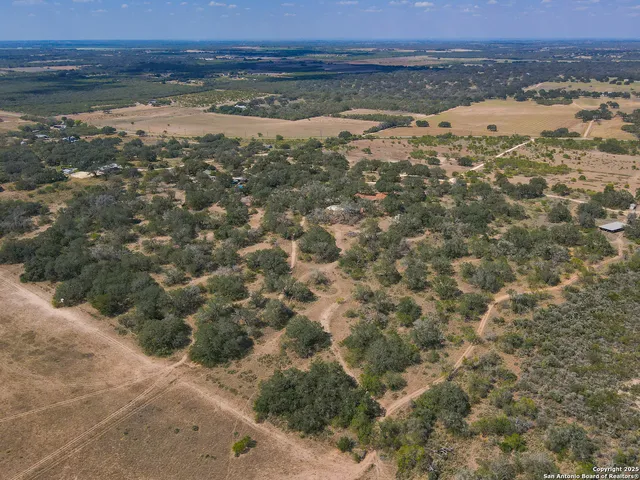 $900,000 | 0 Fm 2200, Devine, TX 78016