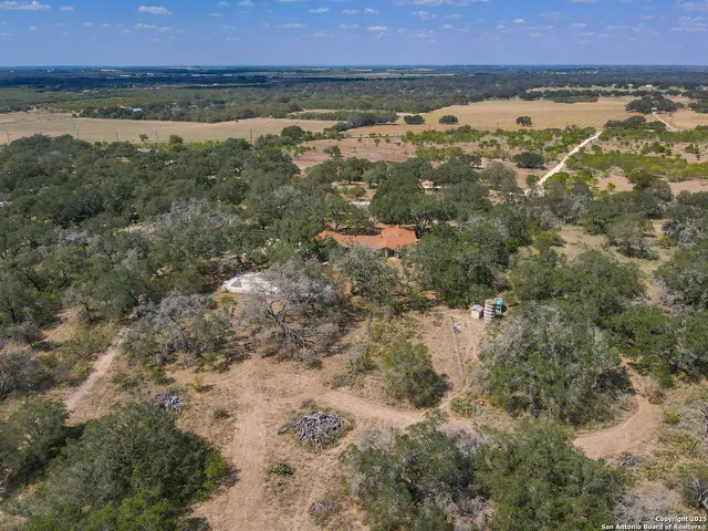 $900,000 | 0 Fm 2200, Devine, TX 78016