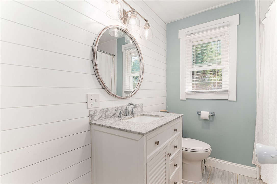 189 Shore Road Westerly, RI 02891 - Photo 19 of 30