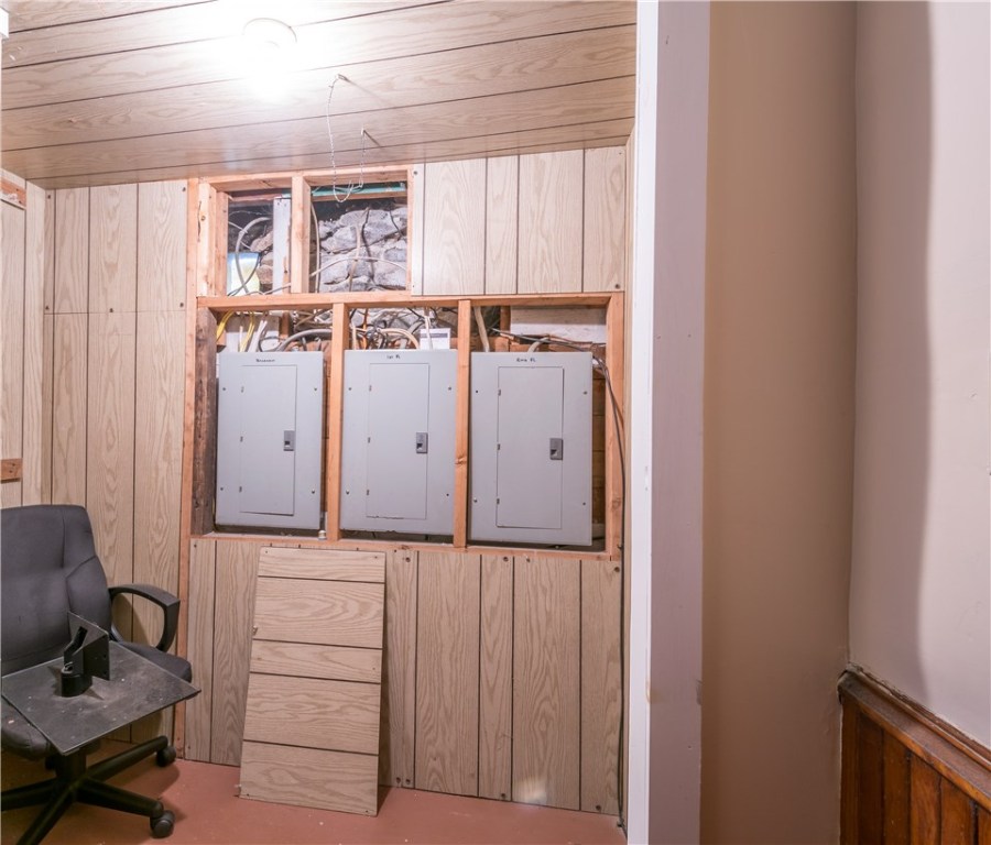 160 Valley Street Woonsocket, RI 02895 - Photo 36 of 36