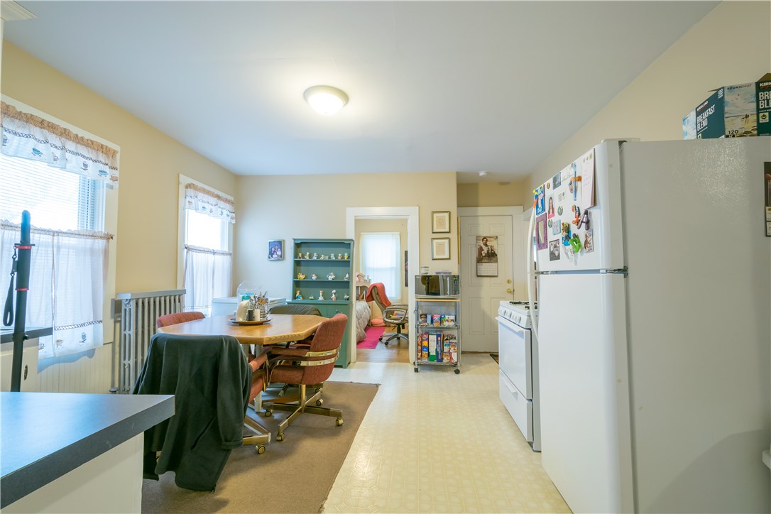 160 Valley Street Woonsocket, RI 02895 - Photo 6 of 36