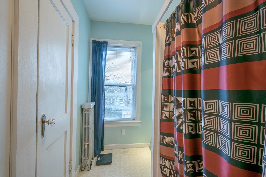 160 Valley Street Woonsocket, RI 02895 - Photo 9 of 36