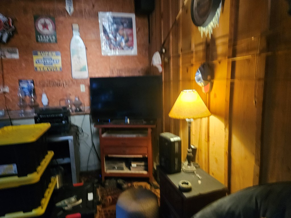 595 Hudson Mill Road Hamilton, GA 31811 - Photo 20 of 76 sitting area in kitchenette