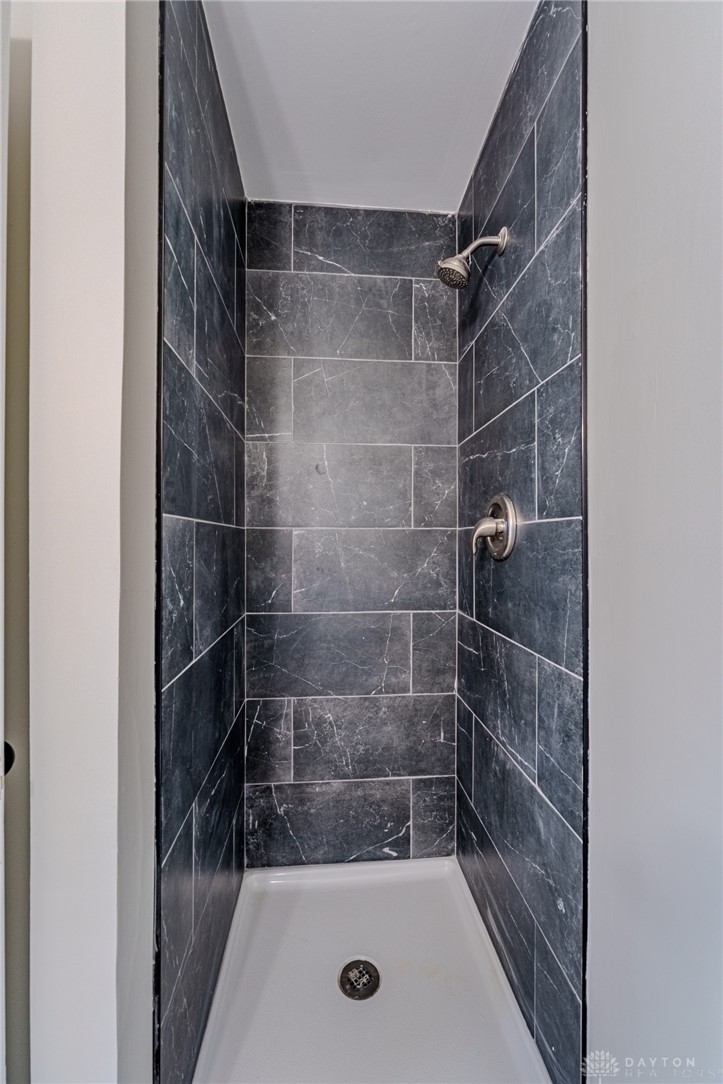 4708 Lefferson Road Middletown, OH 45044 - Photo 17 of 39 Gallery Image 17