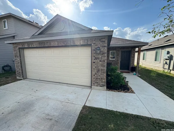 $1,595 | 20811 Maple Grove, San Antonio, TX 78264