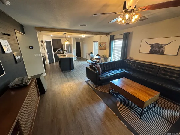 $1,595 | 20811 Maple Grove, San Antonio, TX 78264