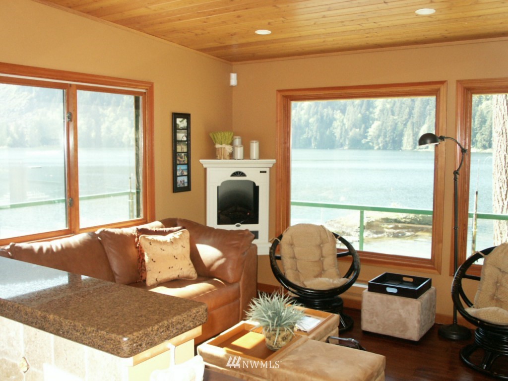 1434 Roy Road Bellingham, WA 98229 - Photo 4 of 12 Gallery Image 4