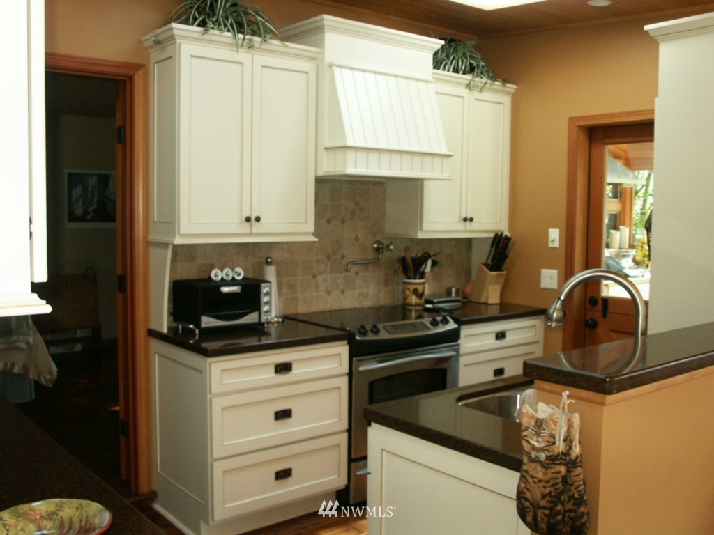 1434 Roy Road Bellingham, WA 98229 - Photo 6 of 12 Gallery Image 6