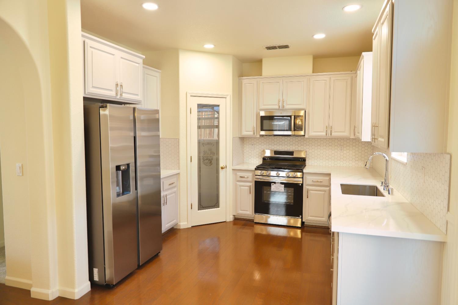 701 Ferrier Way Folsom, CA 95630 - Photo 16 of 34