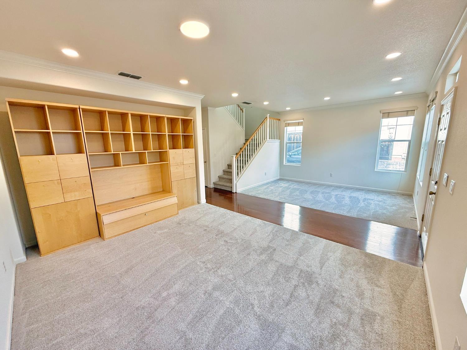 701 Ferrier Way Folsom, CA 95630 - Photo 4 of 34