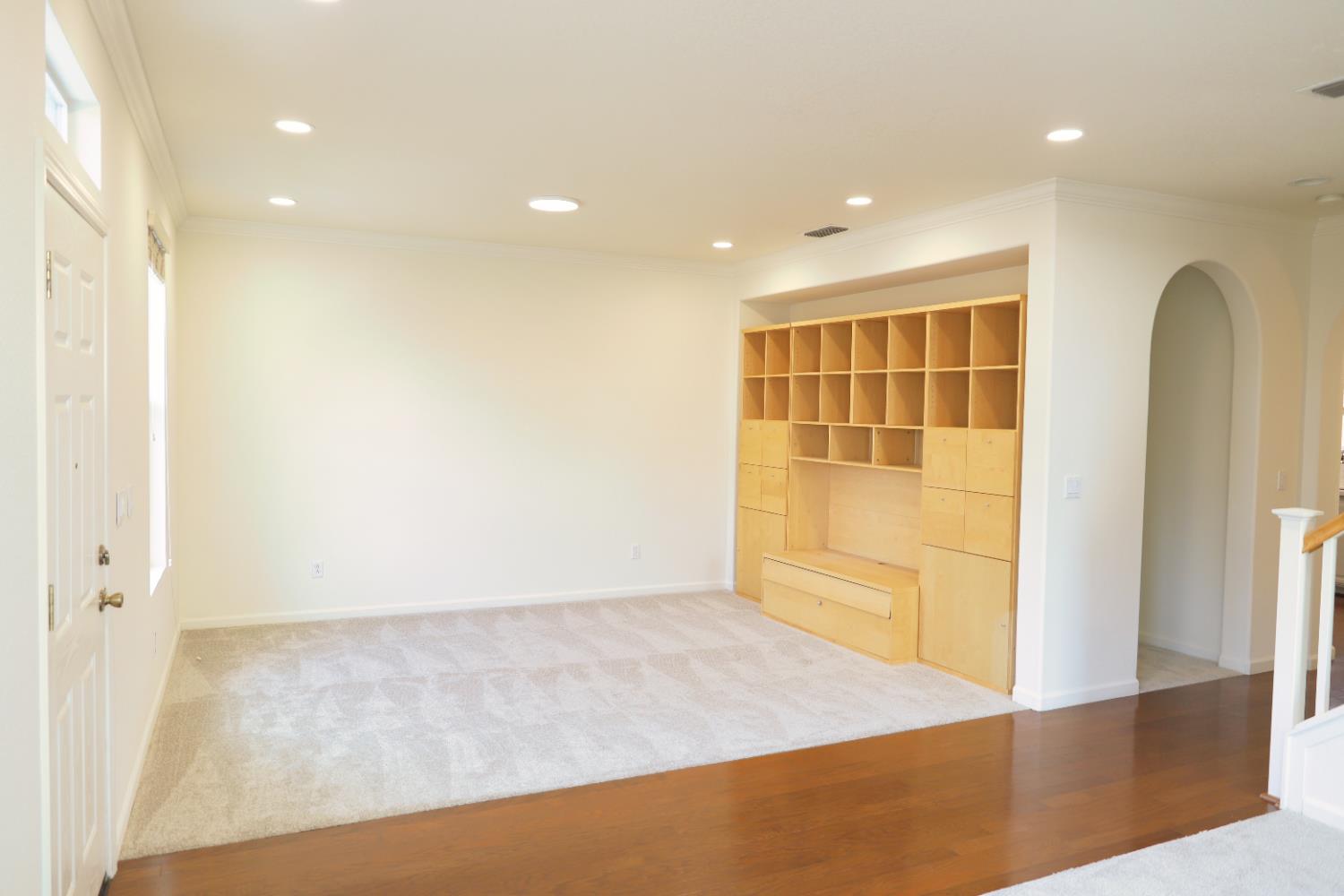 701 Ferrier Way Folsom, CA 95630 - Photo 5 of 34