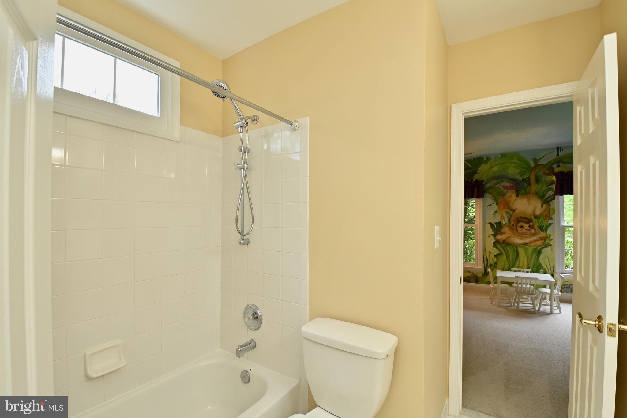6202 Garden Road Springfield, VA 22152 - Photo 46 of 91 Jack and Jill Bath