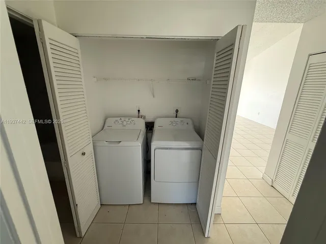 $2,350 | 625 Southwest 113th Way, Unit 625, Pembroke Pines, FL 33025