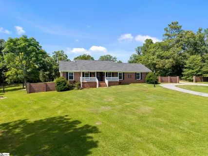 $550,000 | 623 West Ridgeway Road, Honea Path, SC 29654